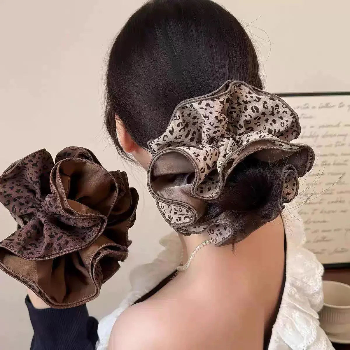 Old-schools Ghingham Scrunchie